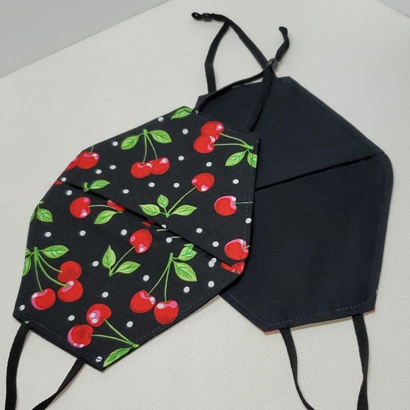 🖤FREE W/BUNDLE PURCHASE🖤*Cherries Handcrafted Face Mask - Picture 8 of 8